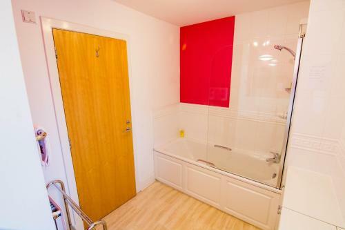 241 Fabulous Three Bedroom Apartment On The Second Floor With Parking