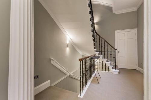 Altido Torphichen Street 5 Star Luxury Apartment