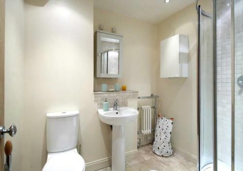 Altido Edinburgh Spacious Apartment - Royal Mile