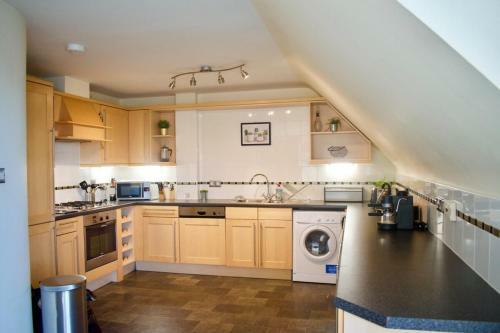 Luxury Penthouse Apartment Edinburgh Sleeps 4