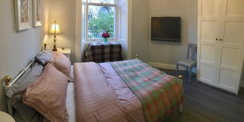 2 Bedroom City Apartment