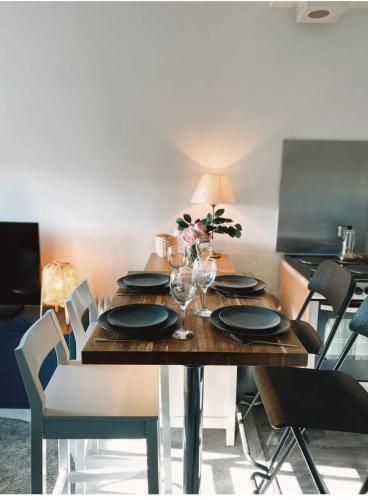 Guestready - Cosy Top-floor Apartment In Newington