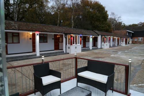 Hotel Atz&h Inn