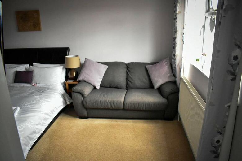 Tlc Exmouth Bed And Breakfast