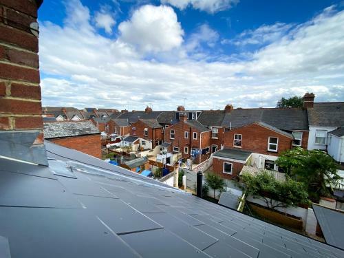 Nomi Homes - Powderham - Exeter - Uni - Beach - Central