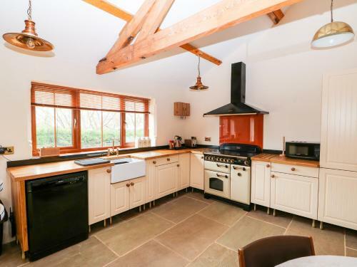 Honey Buzzard Barn, Fakenham