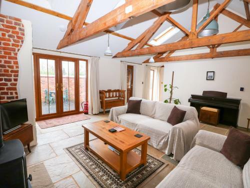 Honey Buzzard Barn, Fakenham