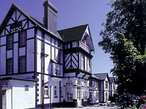 Hostal Rosemullion Hotel