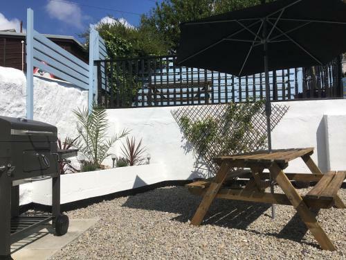 Four Bedroom Town House With Terrace