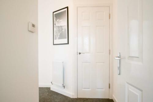Farnborough Airport Twin Bed Apartment
