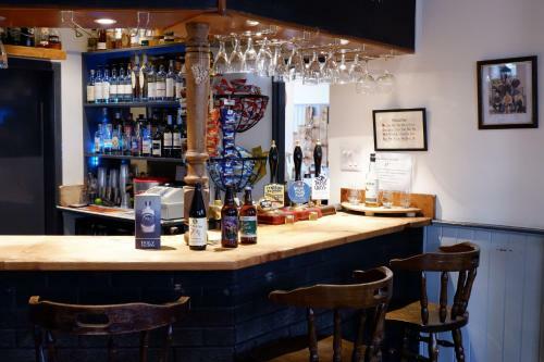 Hotel The Crown And Anchor Inn