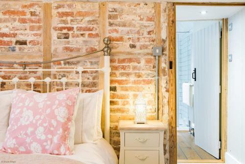 Oast Barn Cottage
