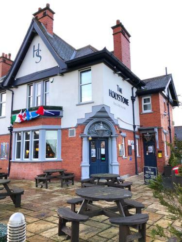 Hotel The Holystone Bar & Restaurant