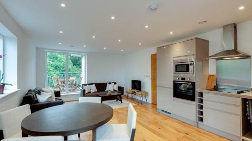 Amazing Frinton 3 Bed With 2 Terraces