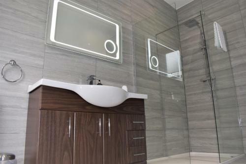 Hostal Woodlyn Guest House