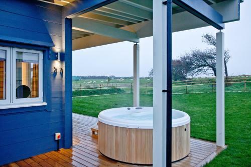 Rafters Lodge, Nr Saunton