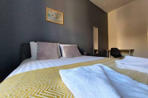 Apartamento Spacious 3 Bed Flat For Contractor & Professional Stays