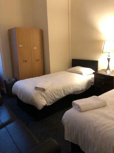 Bed & Breakfast Renfrew Rooms At City Centre