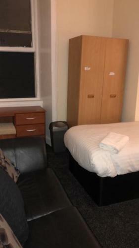 Bed & Breakfast Renfrew Rooms At City Centre