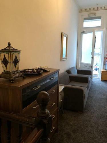 Bed & Breakfast Renfrew Rooms At City Centre