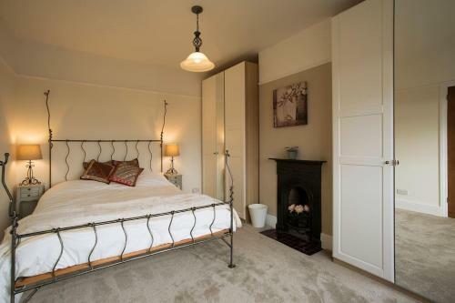 Beautiful 3-bed House In Glastonbury- Sleeps 10