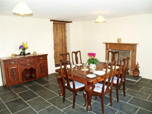 Panteurig Farmhouse