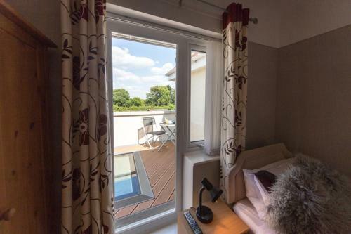 Hostal Wyngate Guest House