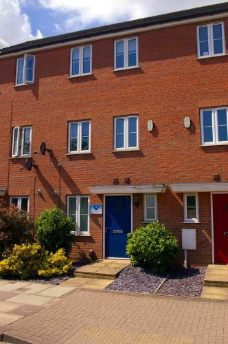 Ladysmith House - 4 Bedrooms - Full House