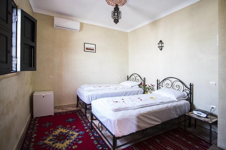 Riad Losra