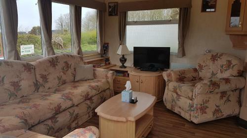 The Leven Self Catering Static Caravan At The Ring Pub