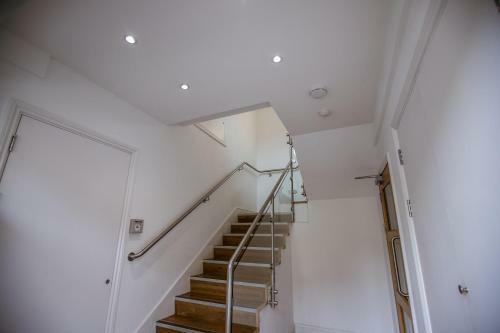 Apartamento ?2 Bedroom?2bathroom?alban Court?comfy Suite