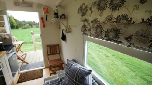 Shepherd's Hut Westcote