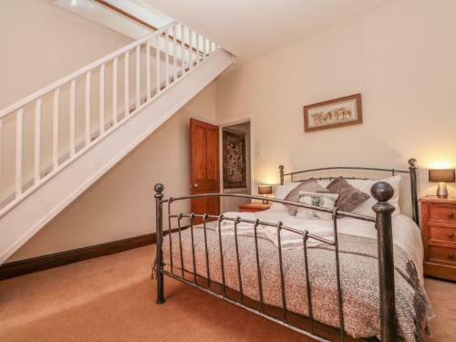 7 Bank Cottages, High Peak