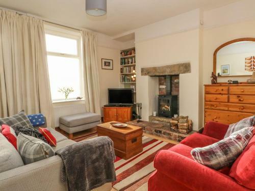 7 Bank Cottages, High Peak