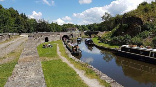 Waters Reach Holiday Cottage