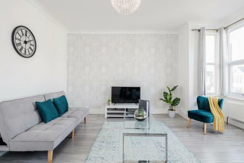Open Luxury Contractor Apartment East London