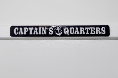 Hostal Marina View Guest House