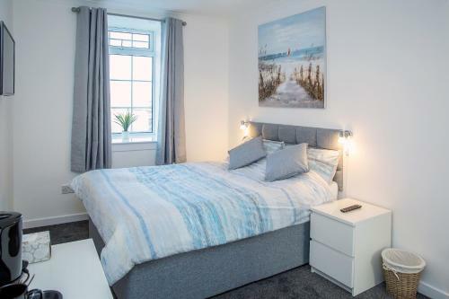 Hostal Marina View Guest House