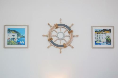 Hostal Marina View Guest House