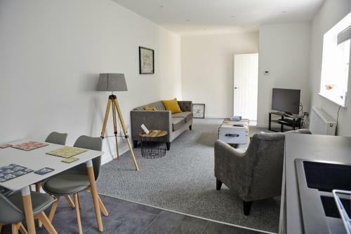 Toothbrush Apartments - Central Ipswich - Fore St