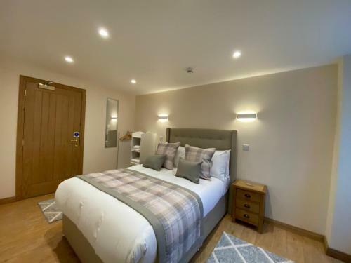 Waverley Inn Holiday Apartments