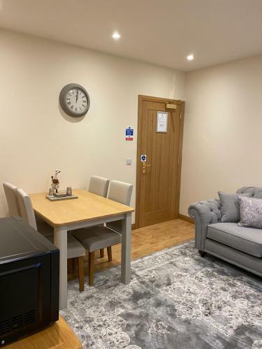 Waverley Inn Holiday Apartments