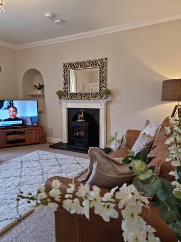 Superb Highland Retreat Close To Loch Ness
