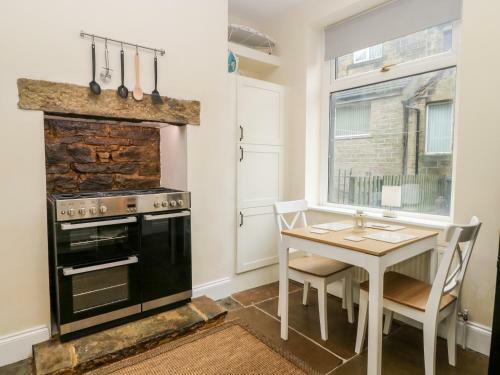 5 Woodville Terrace