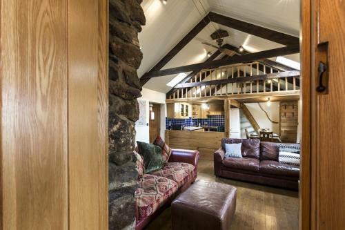 Foxglove - Luxurious Barn Conversion - Blossom Farm