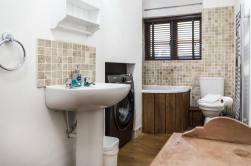 Foxglove - Luxurious Barn Conversion - Blossom Farm