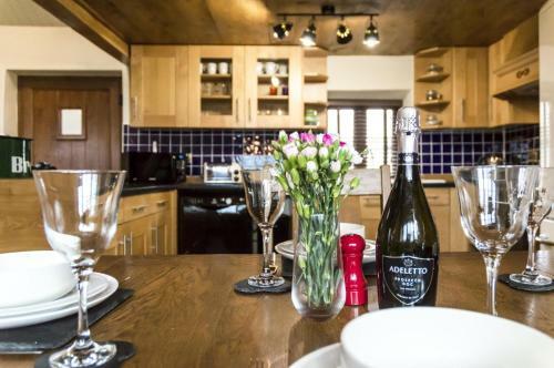 Foxglove - Luxurious Barn Conversion - Blossom Farm