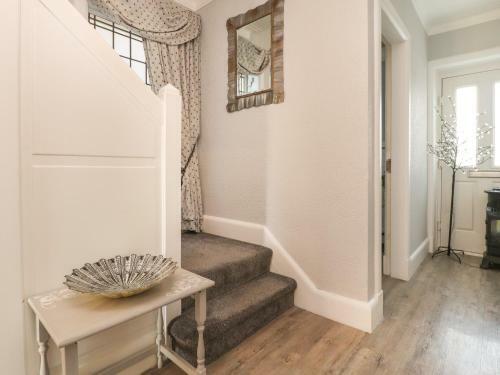 Sunnydale, Rivock Avenue