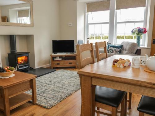 3 Hoselaw Farm Cottages