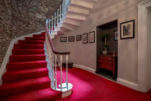 The Highgate Apartment By Paym�n Club